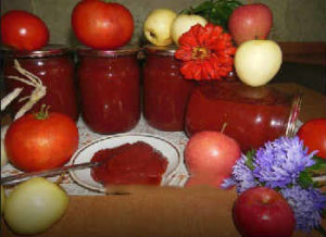 Приготовление кетчупа в домашних условиях на зиму_ с яблоками и помидорами